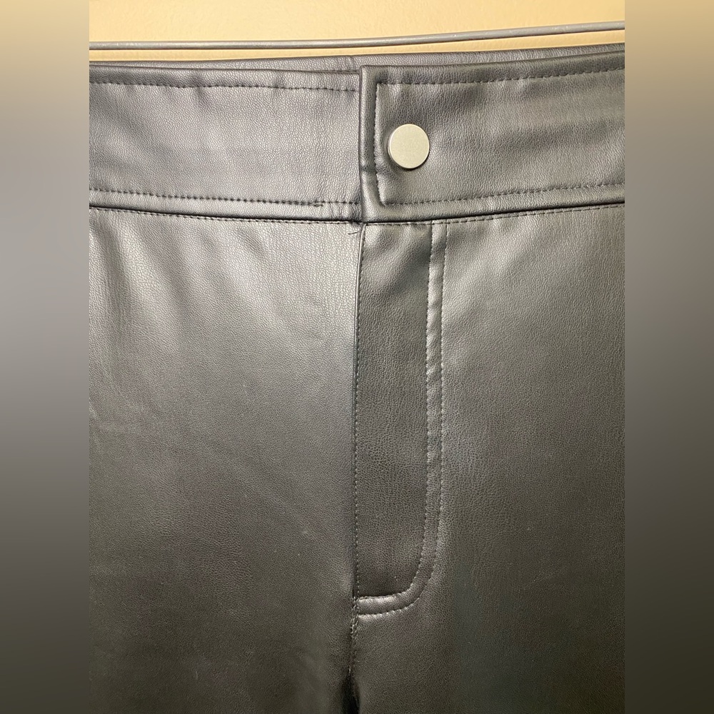 ZARA Black Faux Leather Pants - Picture 4 of 12